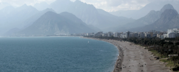 "Akdeniz Odaklı"