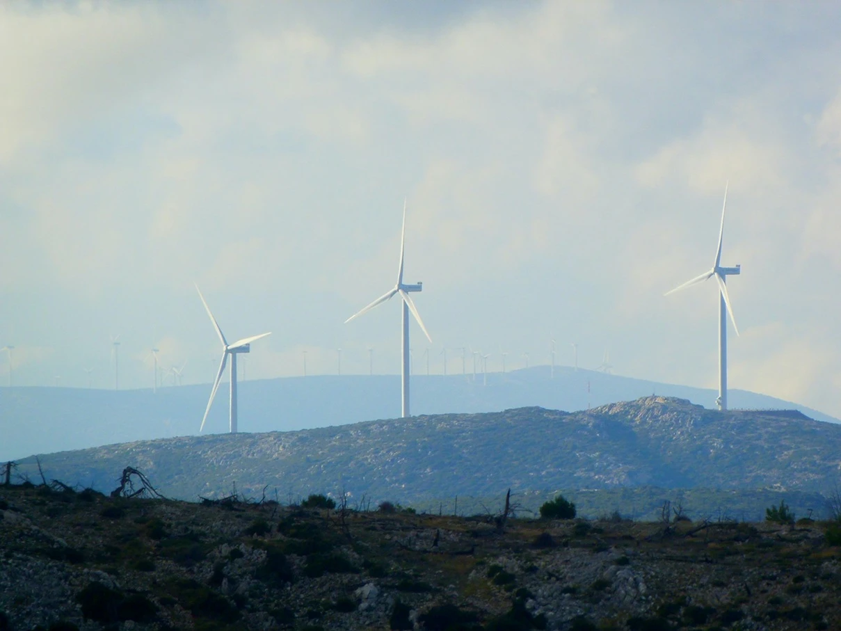 feri-tasos-4GcU63RG7sI-unsplash k